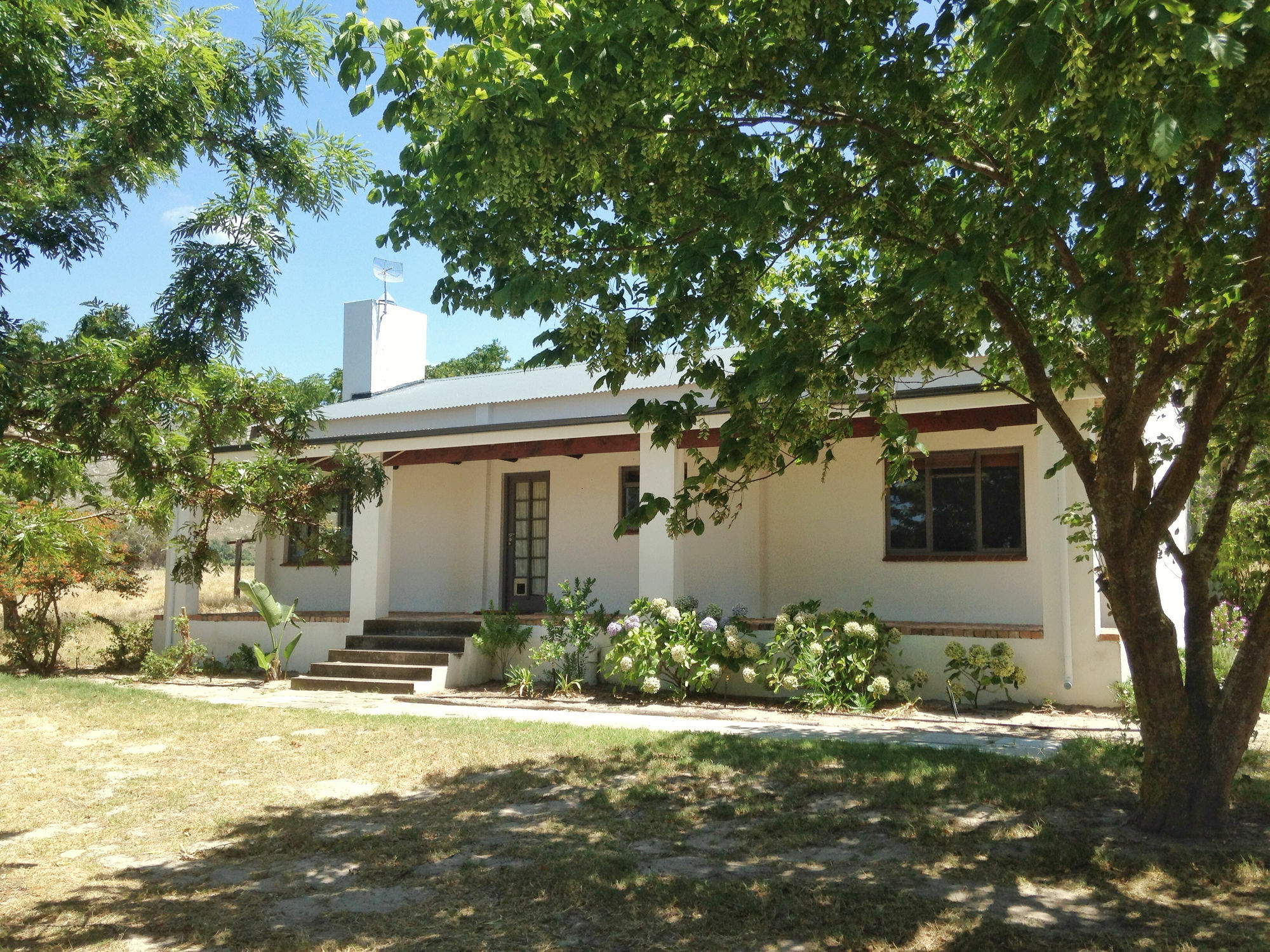 White Water Farm Guest House Stanford Exterior photo